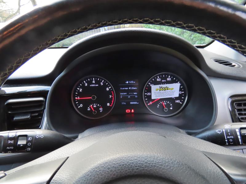 Used Kia Stonic 2018 for sale - 76710245: Photo 16