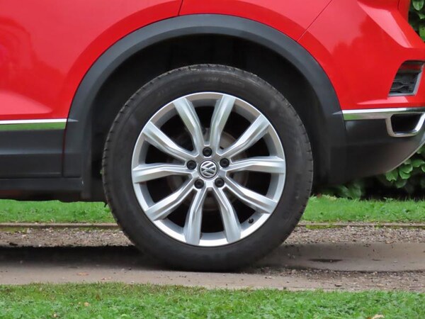 Used Volkswagen T-Roc 2018 for sale - 76234747: Photo 8