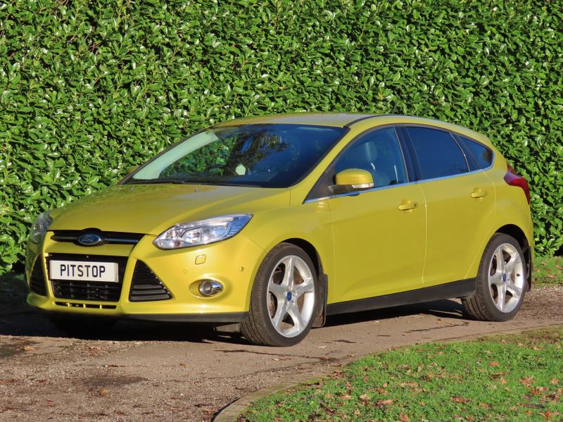 Used Ford Focus 2011 for sale - 76631424: Photo 2