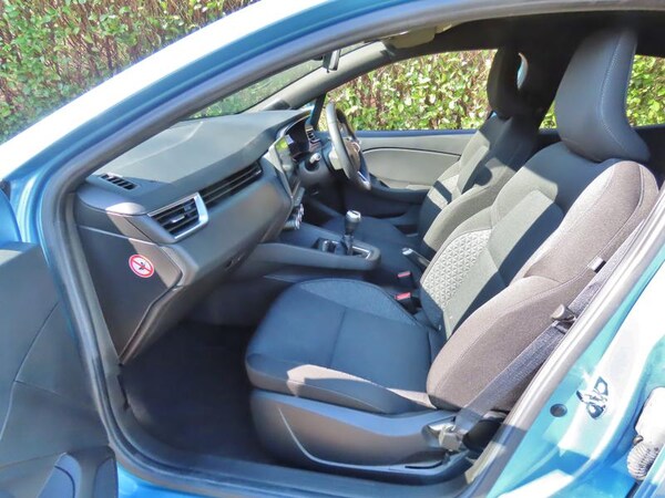 Used Renault Clio 2020 for sale - 73941662: Photo 15