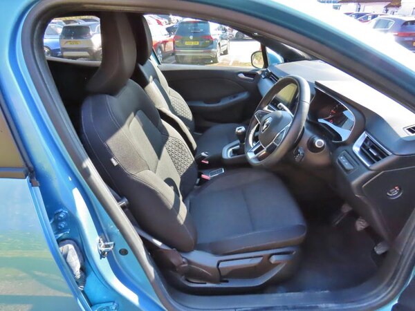 Used Renault Clio 2020 for sale - 73941662: Photo 17