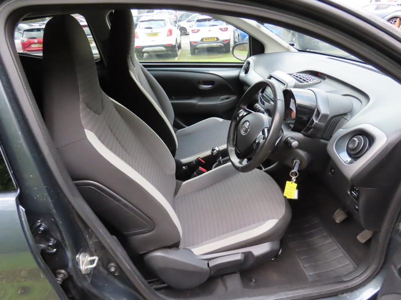 Used Toyota AYGO for sale - 77261126: Photo 17