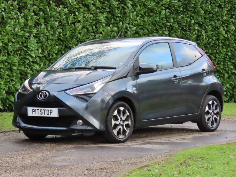 Used Toyota AYGO for sale - 77261126: Photo 2