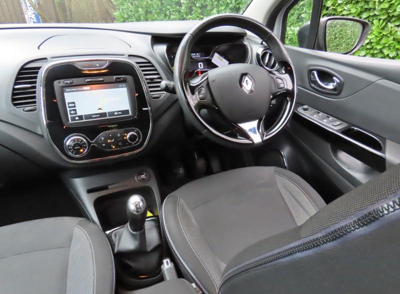 Used Renault Captur 2015 for sale - 77262046: Photo 3