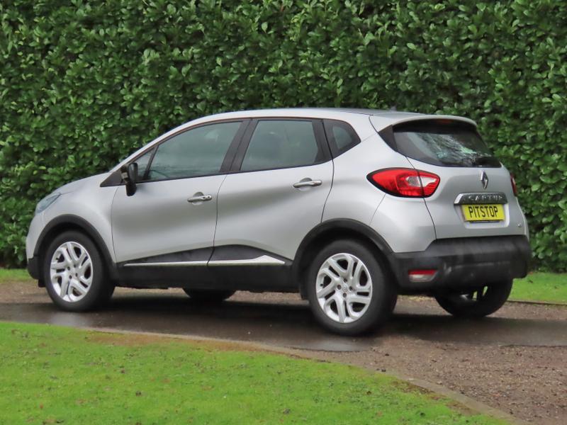 Used Renault Captur 2015 for sale - 77262046: Photo 6