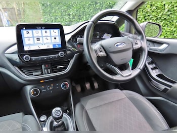 Used Ford Fiesta 2018 for sale - 78246228: Photo