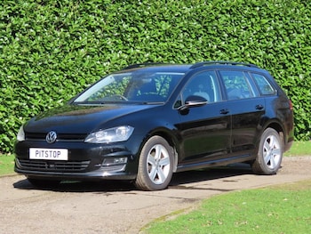 Used Volkswagen Golf 2017 for sale - 77755038: Photo