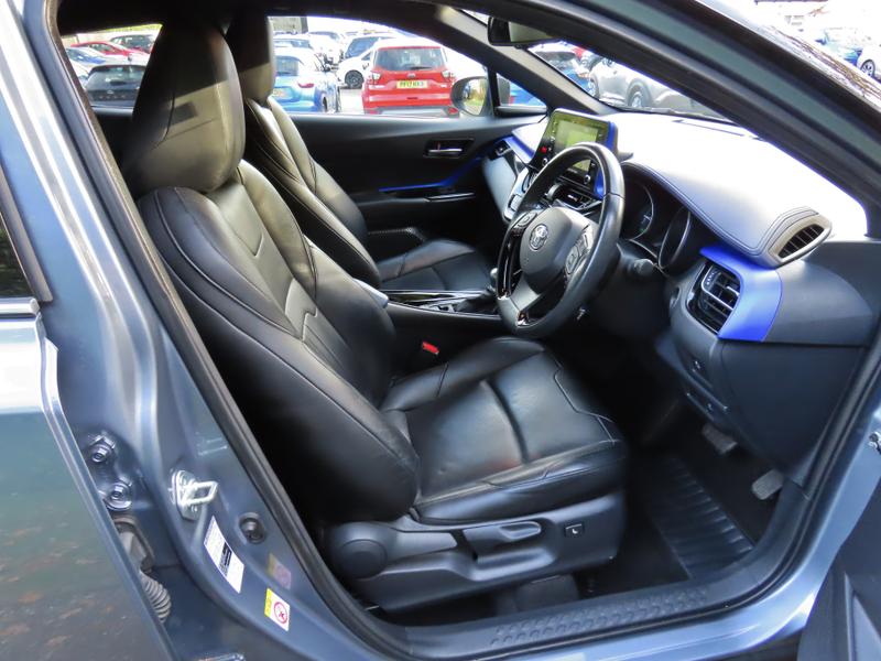 Used Toyota C-HR 2020 for sale - 76568575: Photo 17