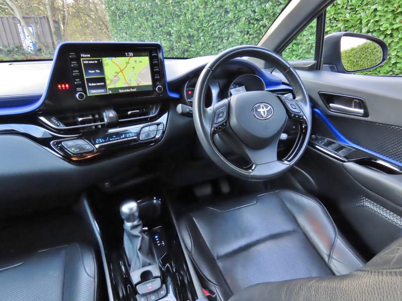 Used Toyota C-HR 2020 for sale - 76568575: Photo 3