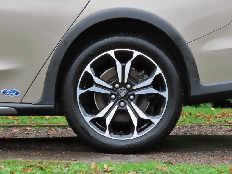 Used Ford Focus 2019 for sale - 76508113: Photo 8