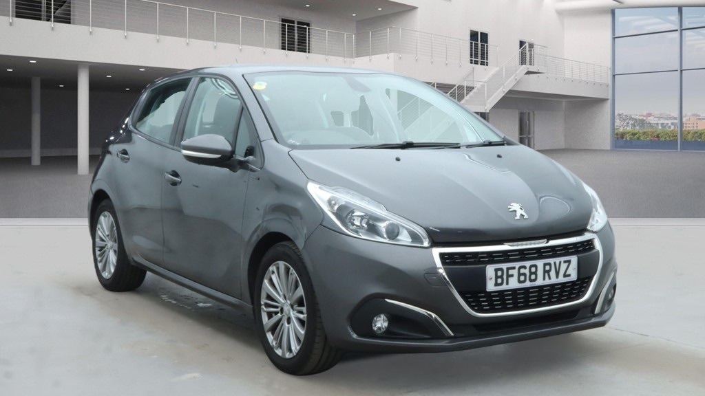 Used Peugeot 208 2018 for sale - 77088571: Photo 8