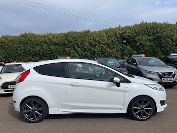 Used Ford Fiesta 2017 for sale - 78241522: Photo
