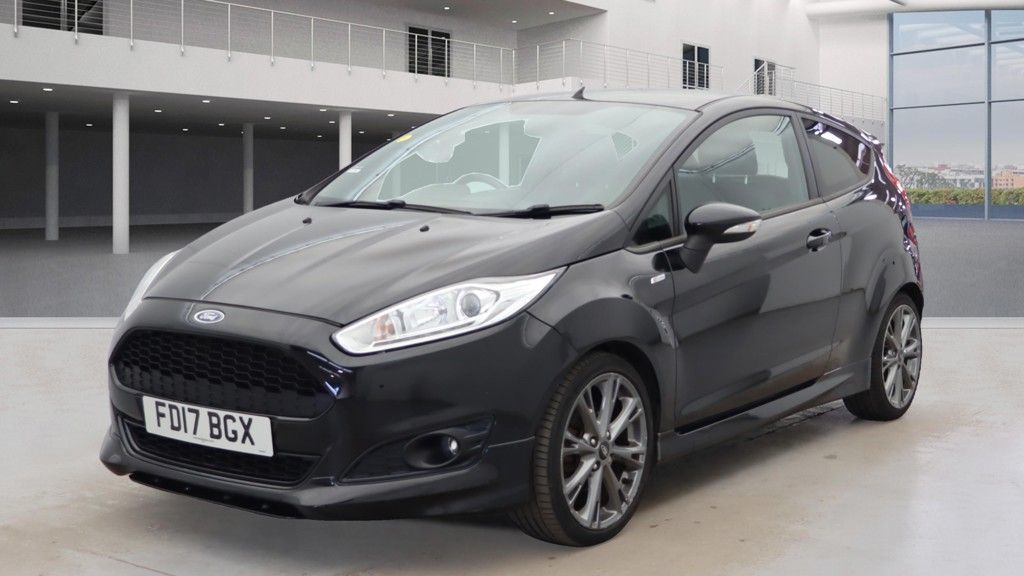 Used Ford Fiesta 2017 for sale - 76147199: Photo 4