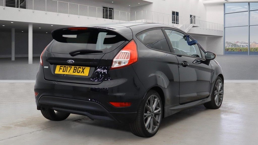 Used Ford Fiesta 2017 for sale - 76147199: Photo 6