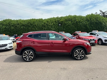 Used Nissan Qashqai 2016 for sale - 75320326: Photo