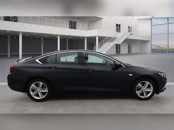 Used Vauxhall Insignia 2018 for sale - 76317052: Photo 3