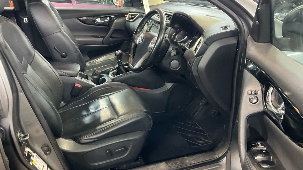 Used Nissan Qashqai 2017 for sale - 77226280: Photo 10