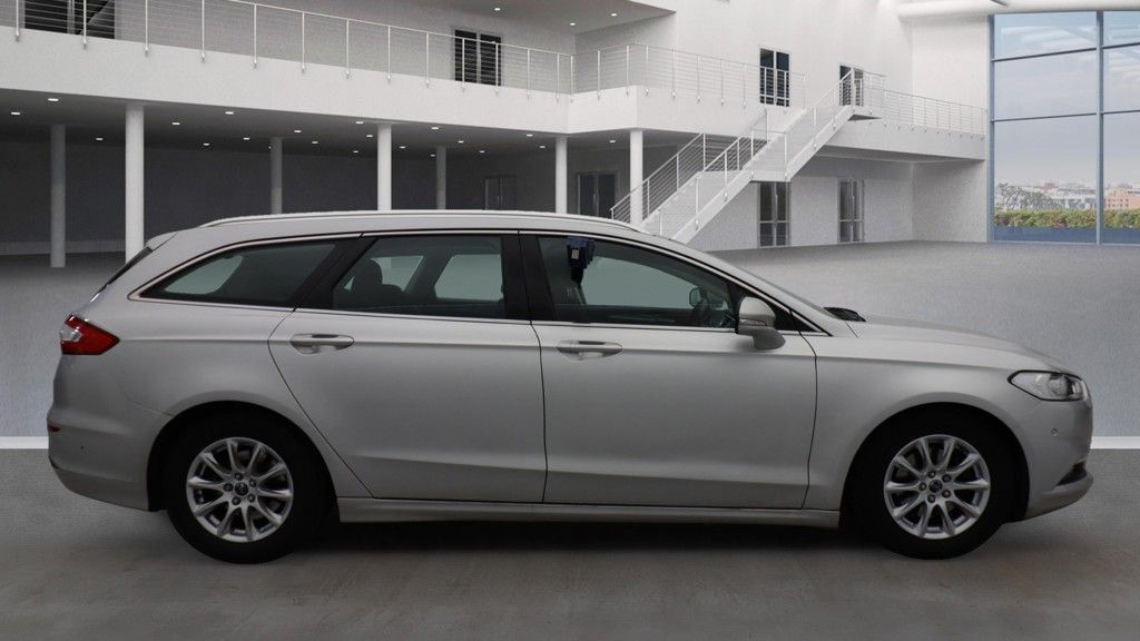 Used Ford Mondeo 2016 for sale - 76355951: Photo 7