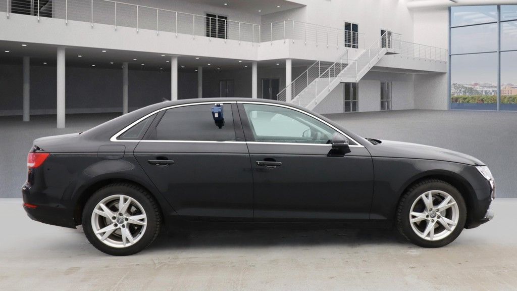 Used Audi A4 2018 for sale - 77382135: Photo 7