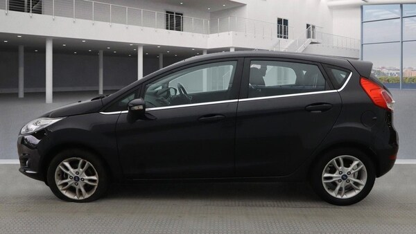 Used Ford Fiesta 2017 for sale - 76303202: Photo 6