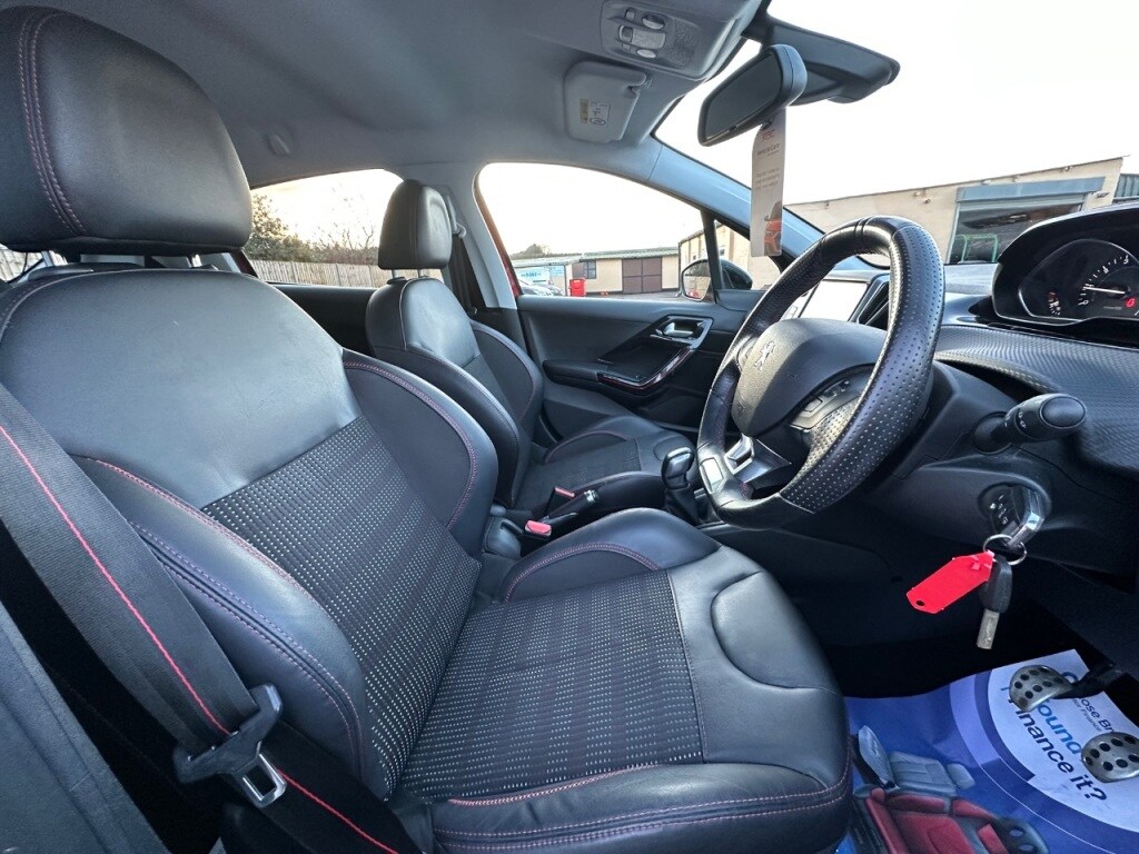 Used Peugeot 208 2016 for sale - 77211639: Photo 24