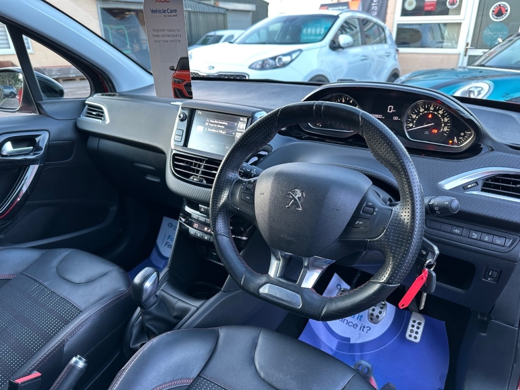Used Peugeot 208 2016 for sale - 77211639: Photo 25