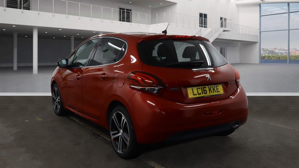 Used Peugeot 208 2016 for sale - 77211639: Photo 7