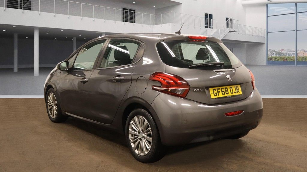 Used Peugeot 208 2019 for sale - 77679893: Photo 5
