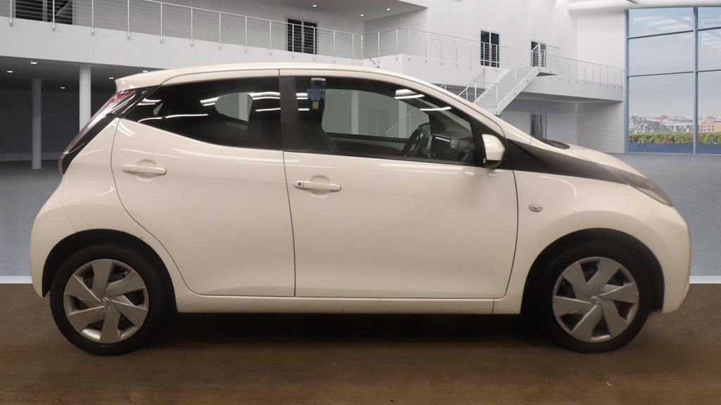 Used Toyota AYGO 2016 for sale - 77211616: Photo 3