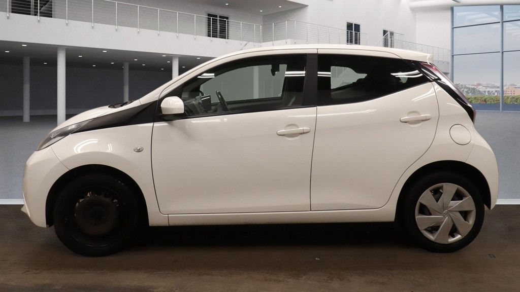 Used Toyota AYGO 2016 for sale - 77211616: Photo 6