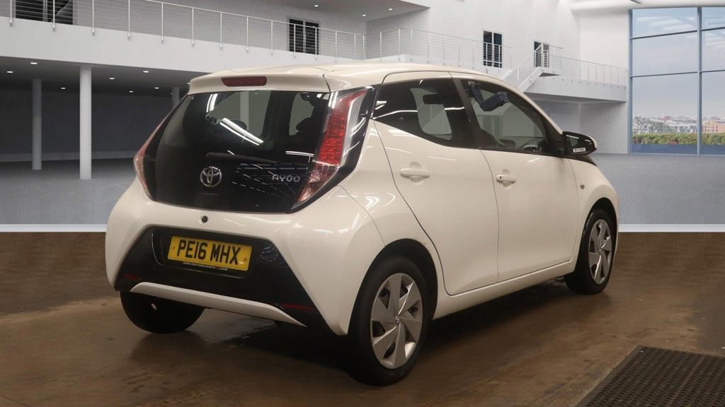 Used Toyota AYGO 2016 for sale - 77211616: Photo 8