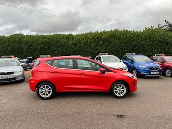 Used Ford Fiesta 2017 for sale - 72330897: Photo