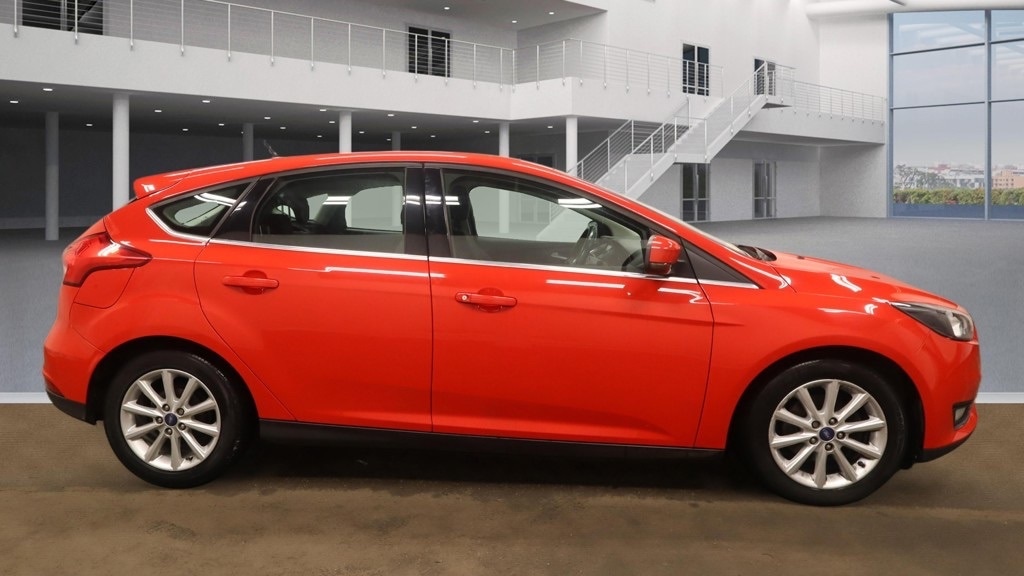 Used Ford Focus 2016 for sale - 77408777: Photo 3
