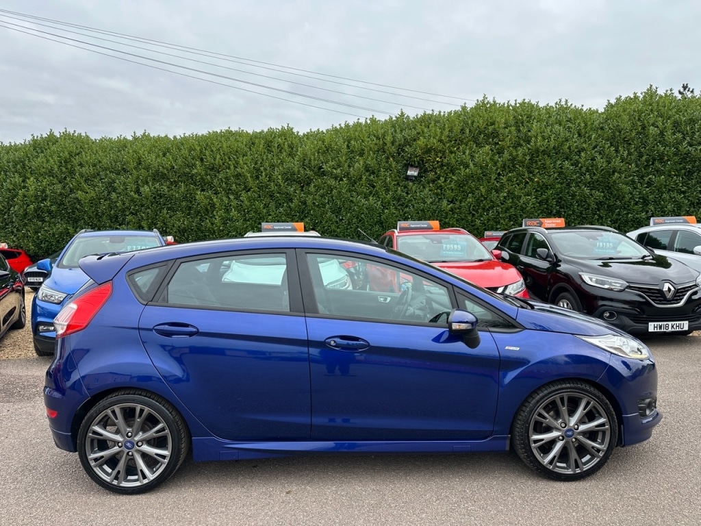 Used Ford Fiesta 2016 for sale - 76266341: Photo 3