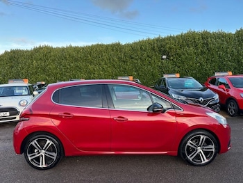 Used Peugeot 208 2016 for sale - 78223617: Photo