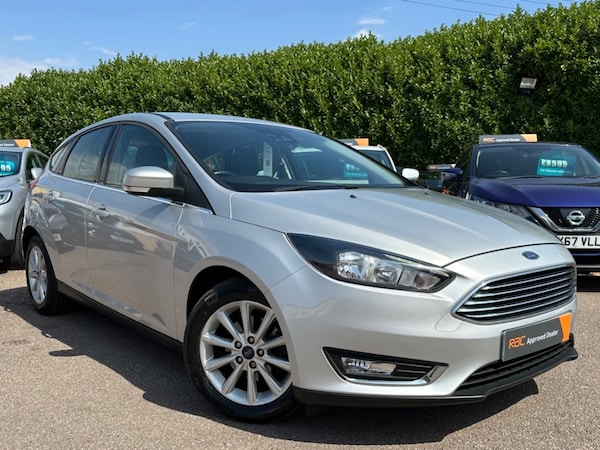 Used Ford Focus 2018 for sale - 75396979: Photo 3