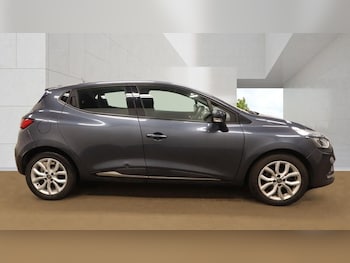 Used Renault Clio 2018 for sale - 78271833: Photo