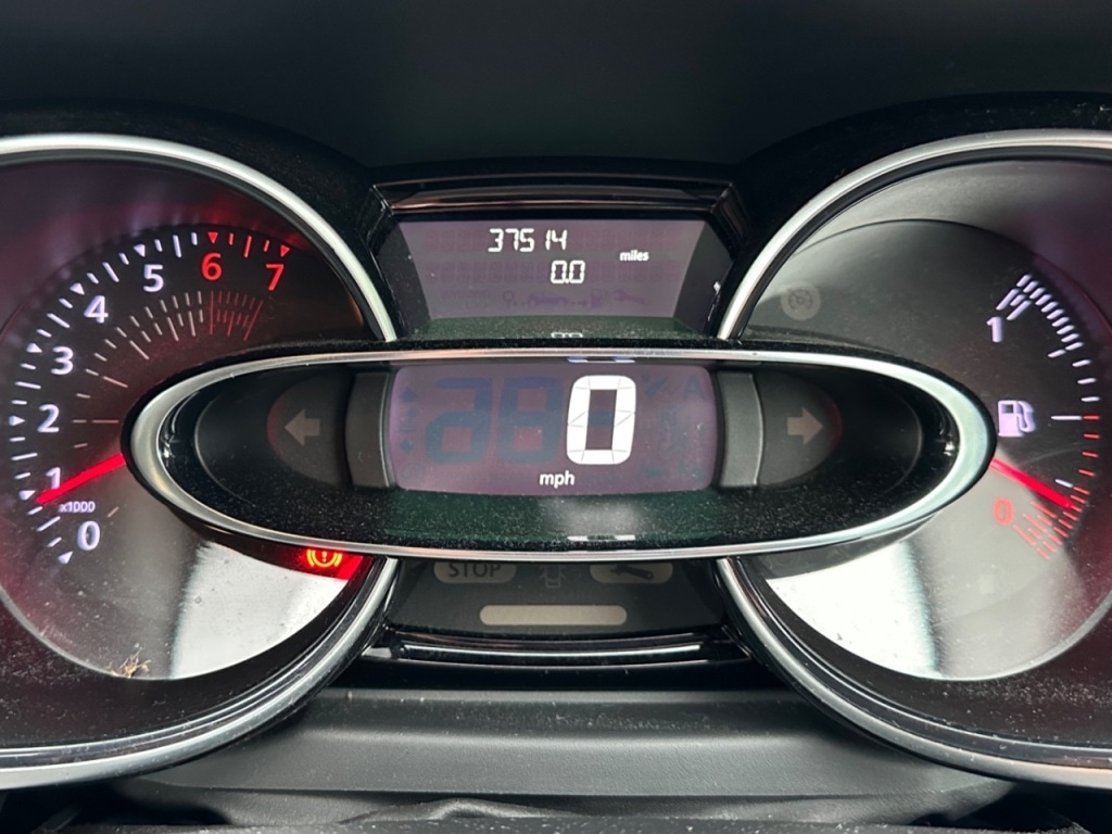 Used Renault Clio 2016 for sale - 77211628: Photo 14