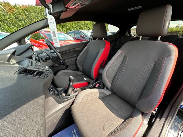 Used Ford Fiesta 2016 for sale - 73900015: Photo 17