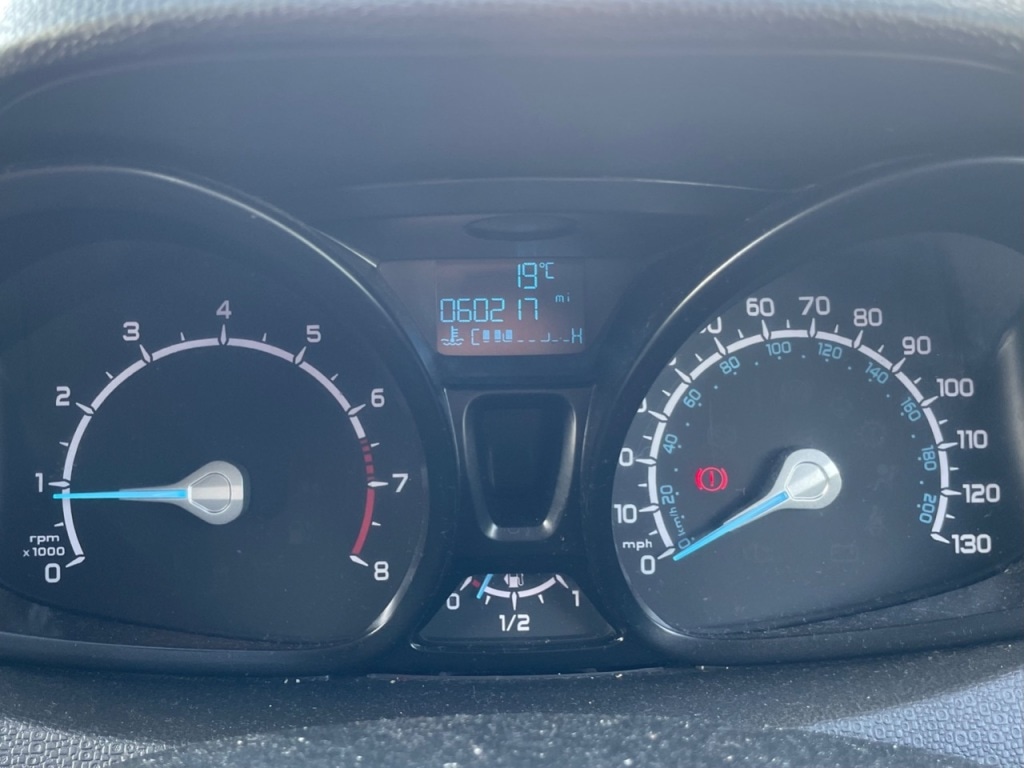 Used Ford Ecosport 2015 for sale - 75973435: Photo 14