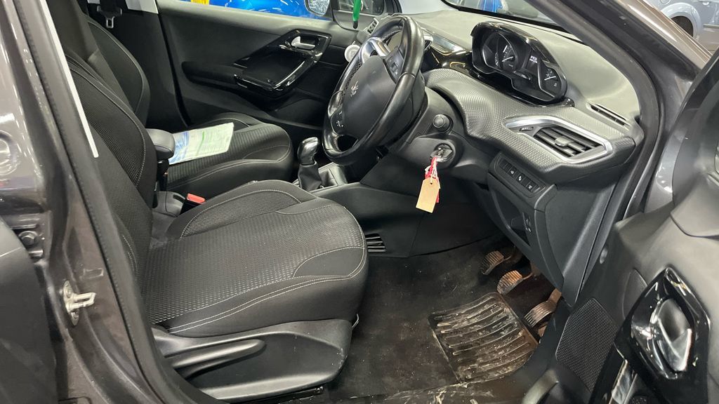 Used Peugeot 208 2019 for sale - 77747479: Photo 10