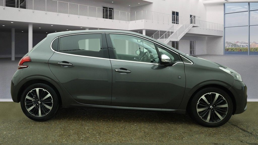 Used Peugeot 208 2019 for sale - 77747479: Photo 7