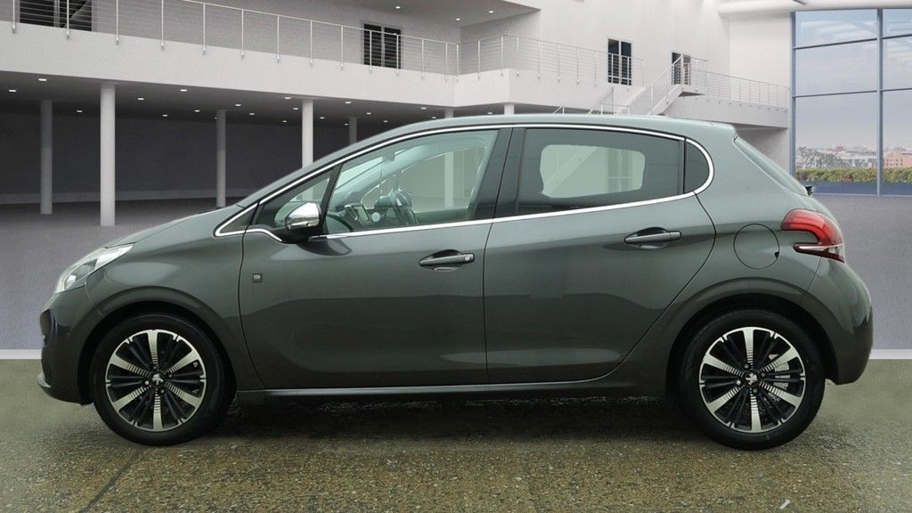 Used Peugeot 208 2019 for sale - 77747479: Photo 8