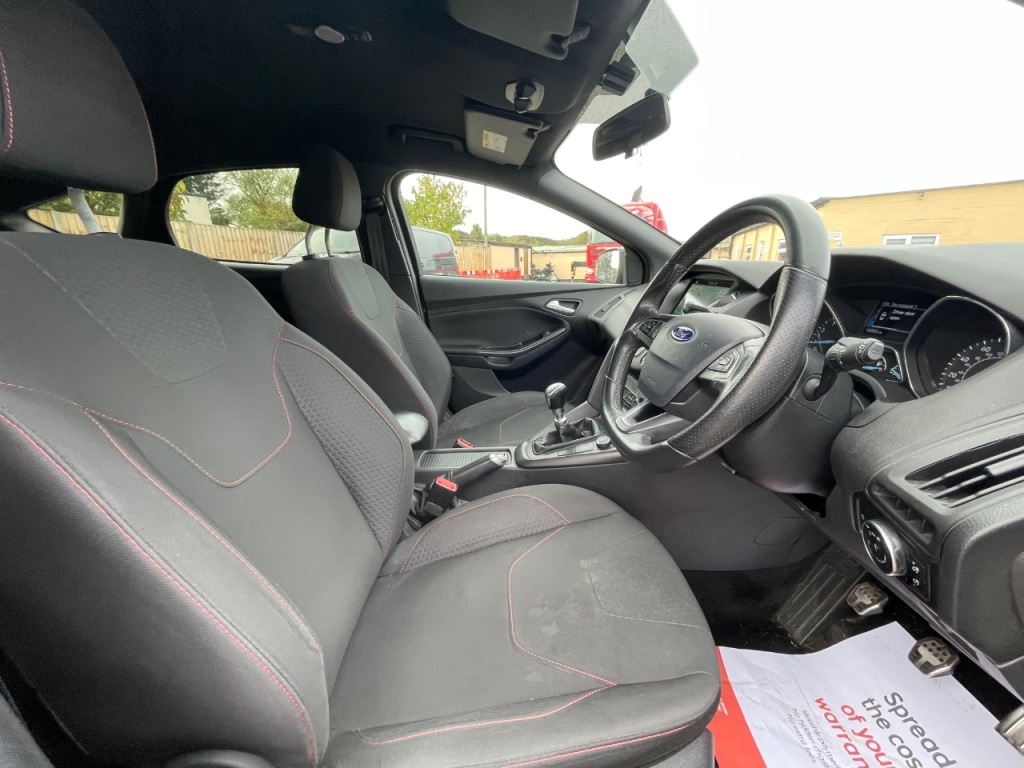 Used Ford Focus 2017 for sale - 76395486: Photo 13