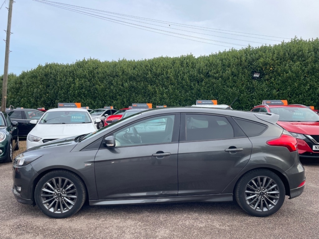 Used Ford Focus 2017 for sale - 76395486: Photo 7