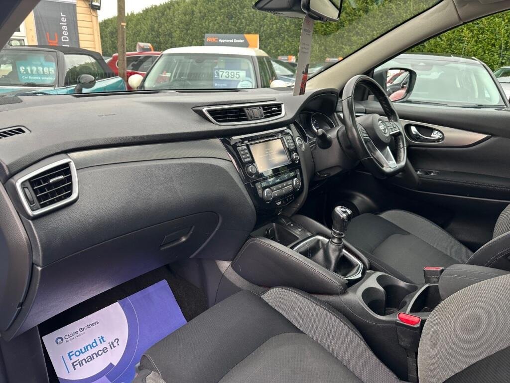 Used Nissan Qashqai 2017 for sale - 78223598: Photo 15