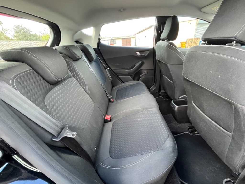 Used Ford Fiesta 2017 for sale - 78055799: Photo 12