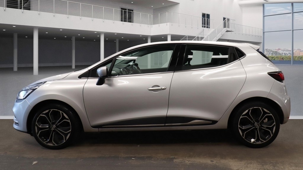 Used Renault Clio 2017 for sale - 76685829: Photo 7