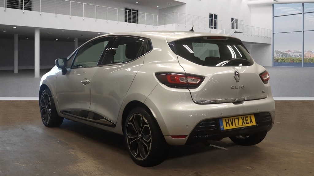 Used Renault Clio 2017 for sale - 76685829: Photo 9