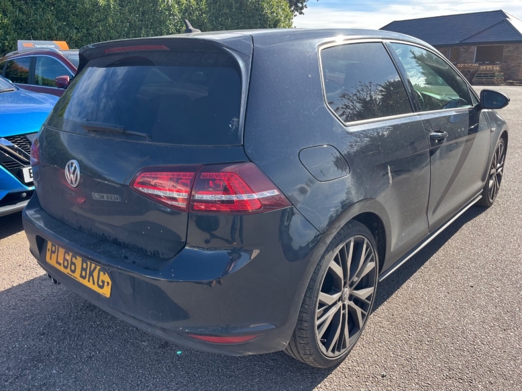Used Volkswagen Golf 2017 for sale - 77821573: Photo 21
